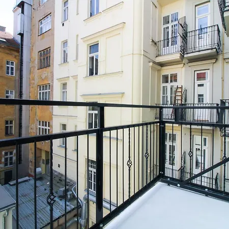 Bouquet Apartments Prague Exterior photo